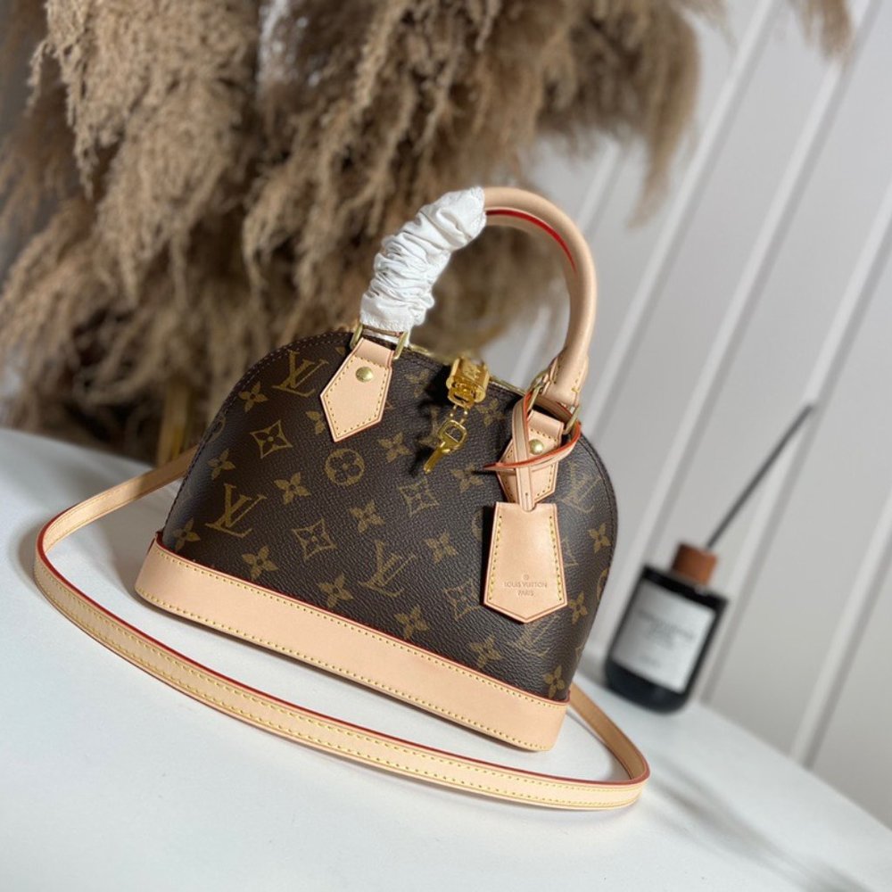 ✅Louis Vuitton Monogram Alma BB